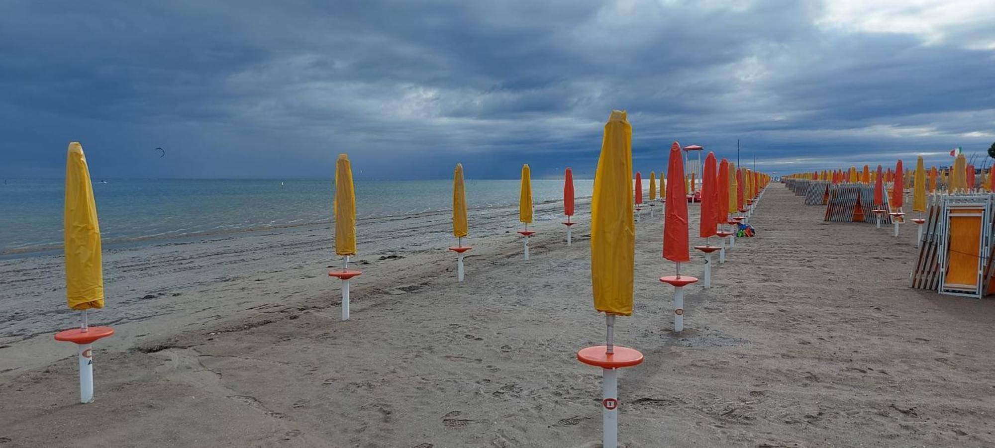 Seaview Beach Front Grado Pineta Andromeda Rum bild